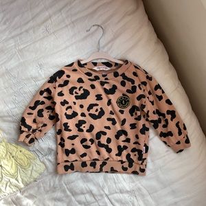 Munster size 2 crew neck sweatshirt